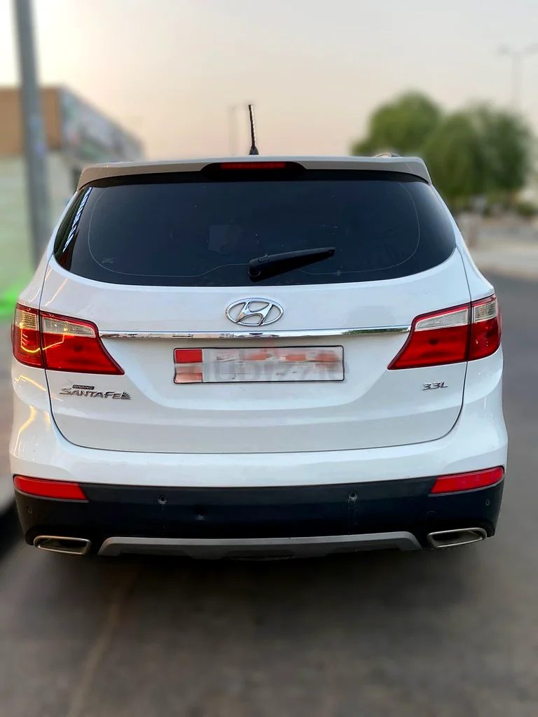 Hyundai Grand Santa Fe 201563137332807042114