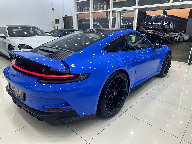 Porsche Carrera 911 GT3 Touring 2022 GCC FULL Carbon Under Warranty 12-2025 -  NO Scratches 100 %63232139814657113