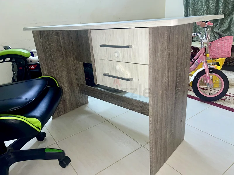 Laptop table, computer desk631793849634591113