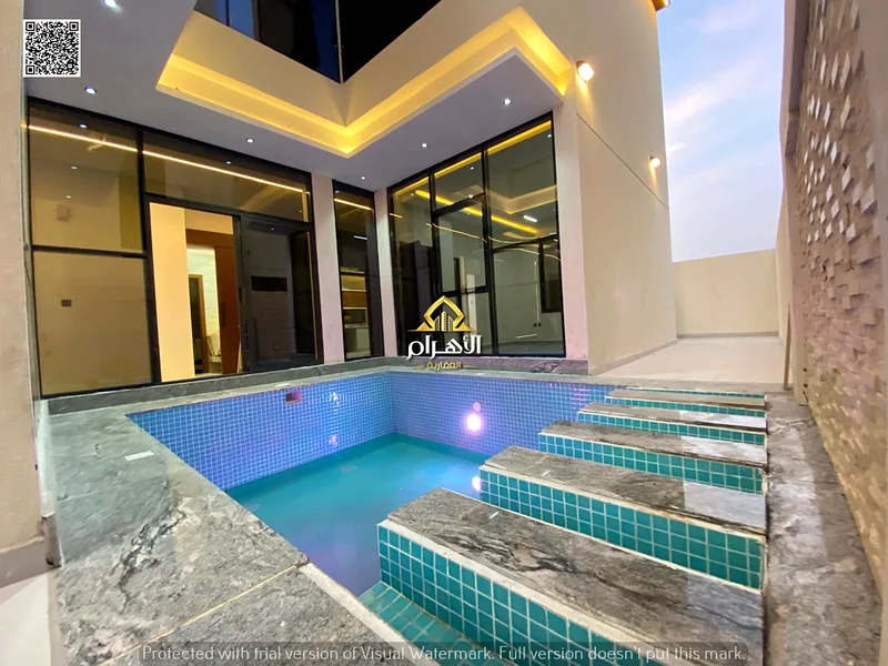 فرصة ذهبية مع تشطيبات مميزة وتصميم ممتاز في منطقة الهيليو 2 مقابل مجتمع أزها، وبسعر يشمل التسجيل63902866166657114