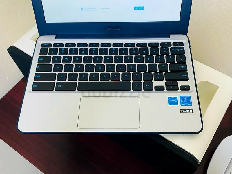 Asus Chromebook C202s Used, Like New with Playstore 4GB RAM/32GB SSD63255000951809112