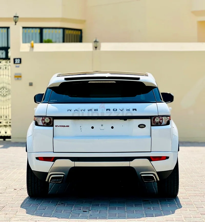 Luxurious car63159712106242111