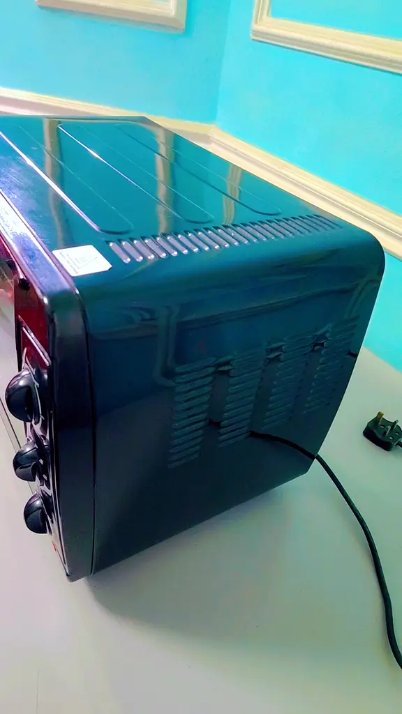 Versatile Electric Oven - Perfect for All Your Baking Needs!63247748379907113
