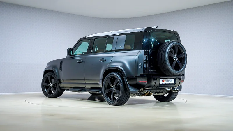 Defender 110 P525 Carpathian Edition| AED 7,597 PM | Warranty Oct-2029* | GCC63177575419521111