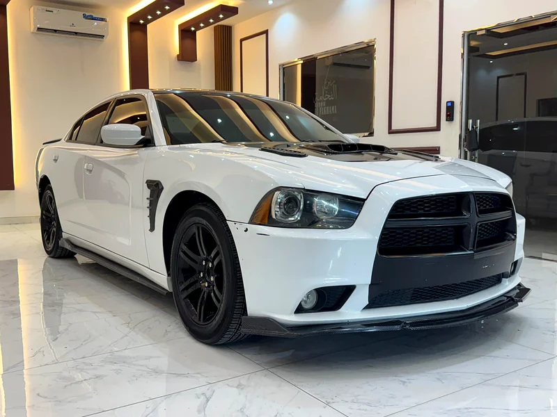 Dodge Charger R/T 5.7 – 2013 Clean carfix63153229061505112
