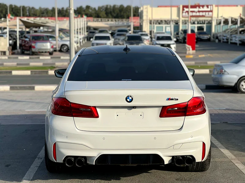 BMW M5 202063161068539777111