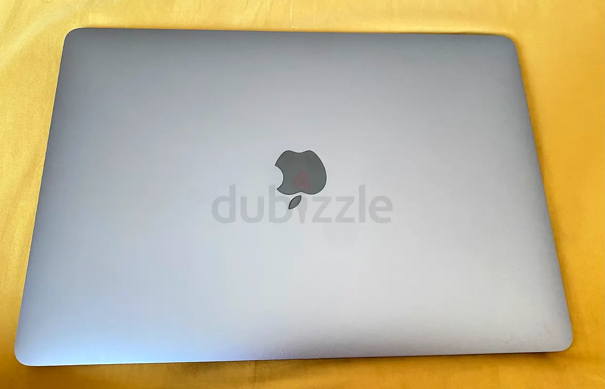 MacBook Pro 2017 i5 7th gen63255533944834110
