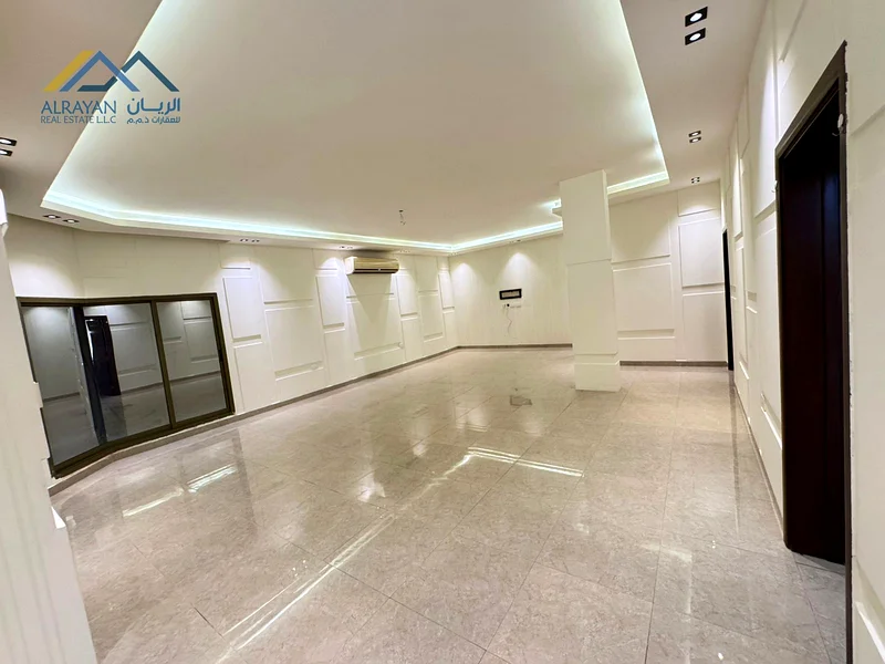 فرصة فريدة: فيلا فاخرة في موقع متميز بتصميم عصري في قلب المويهات 3، متضمنة الكهرباء والماء والهواء63869924523266114