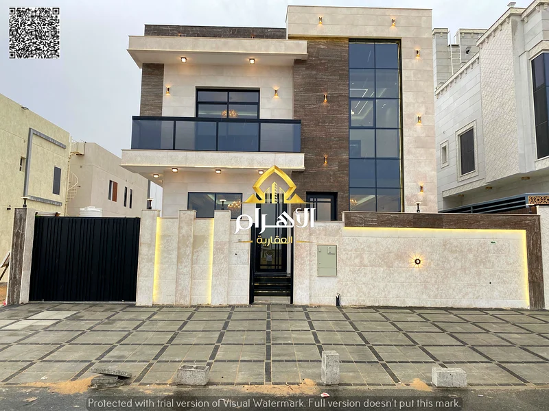 فيلا للبيع مكونة من 3 طوابق مع سطح - تكييف مركزي - ملكية حرة لجميع الجنسيات - بدون أي رسوم خدمة سنوية - بجوار الشيخ63881481335042110