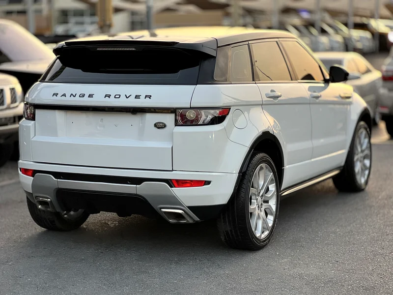 Range Rover Evoque R-DYNAMIC 2014 model, Gulf edition, panoramic roof, fully optional, in excellent condition63226739396610114