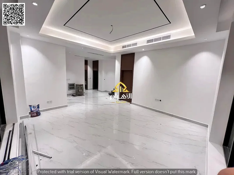 For sale, a modern corner villa with 5 rooms, a roof, and a place for an elevator, at a price including air conditioning, directly in front of the gar63249229301378114