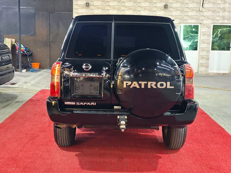 Nissan Patrol Safari  
Model: 2009  
Mileage: 260,000 km  
Price: 52,000 AED  
Gulf specifications63148163779074114