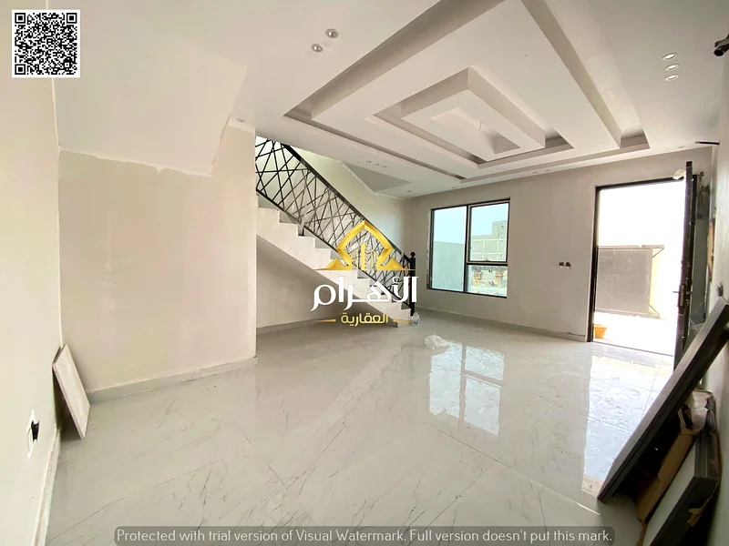 For sale, a villa directly from the owner, including registration fees, freehold for all nationalities, at a negotiable price, without down payment, 163900608497155114