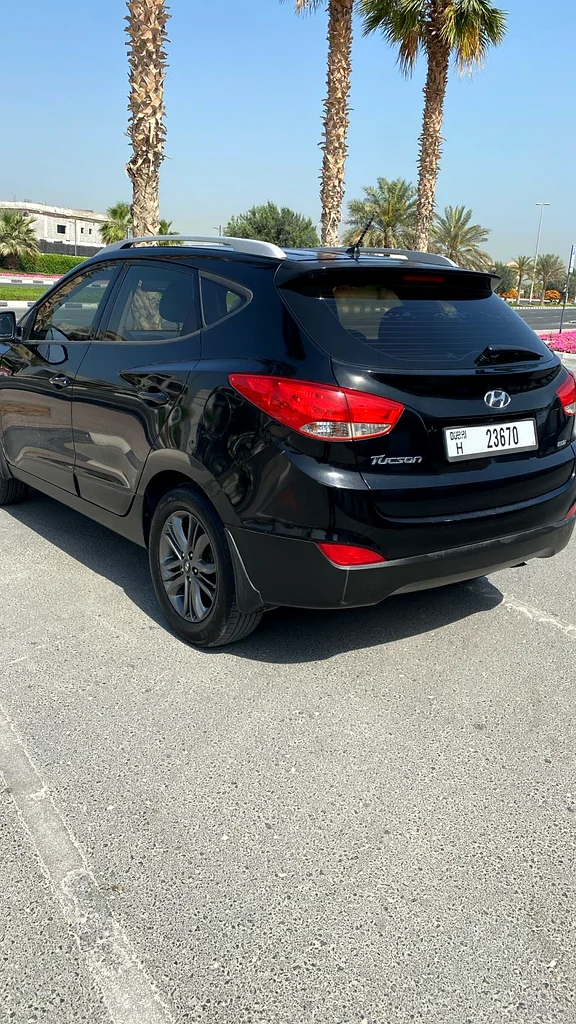 LOW MiLEAGE HYUNDAI TUCSON 201563169441564547114
