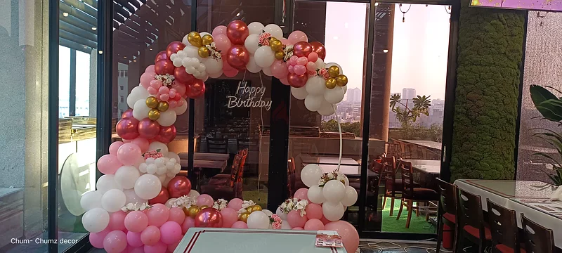 Birthday party balloon decorations63215879252995112