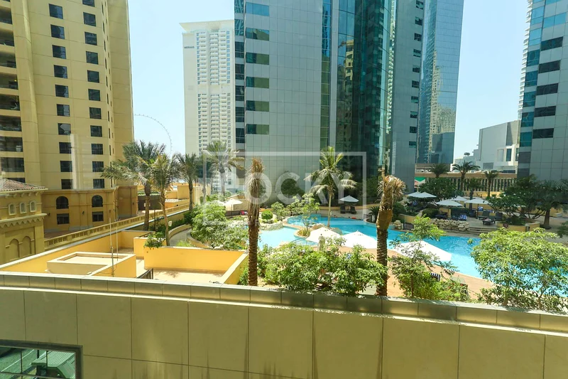 F and B Friendly | Outdoor Sitting Terrace63614935033602114