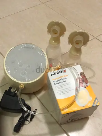 Medela Breast Pump Set - Gently Used  Ready to Go!