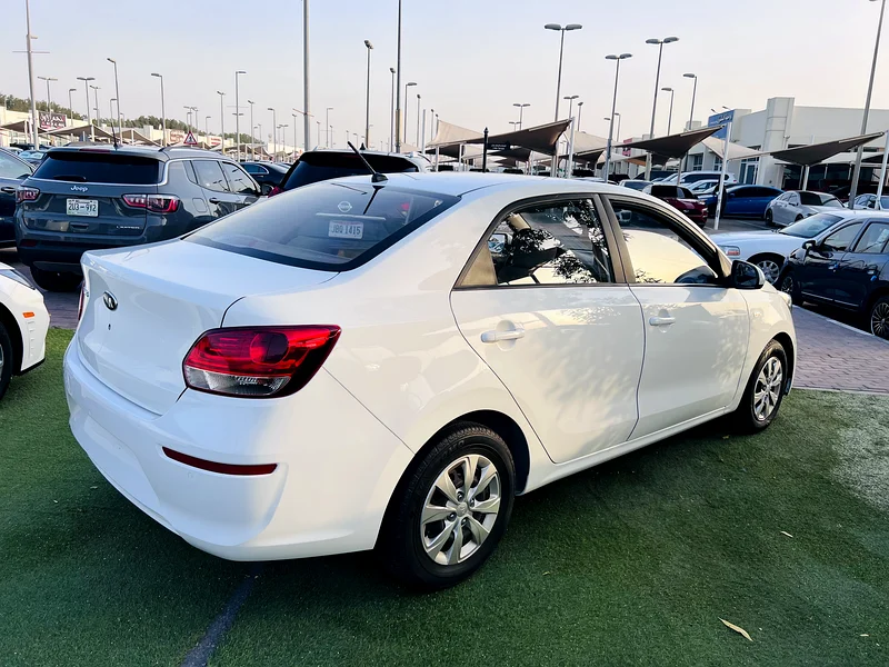 Kia pegas/Low mileage/GCc/Very clean car63151841544065113