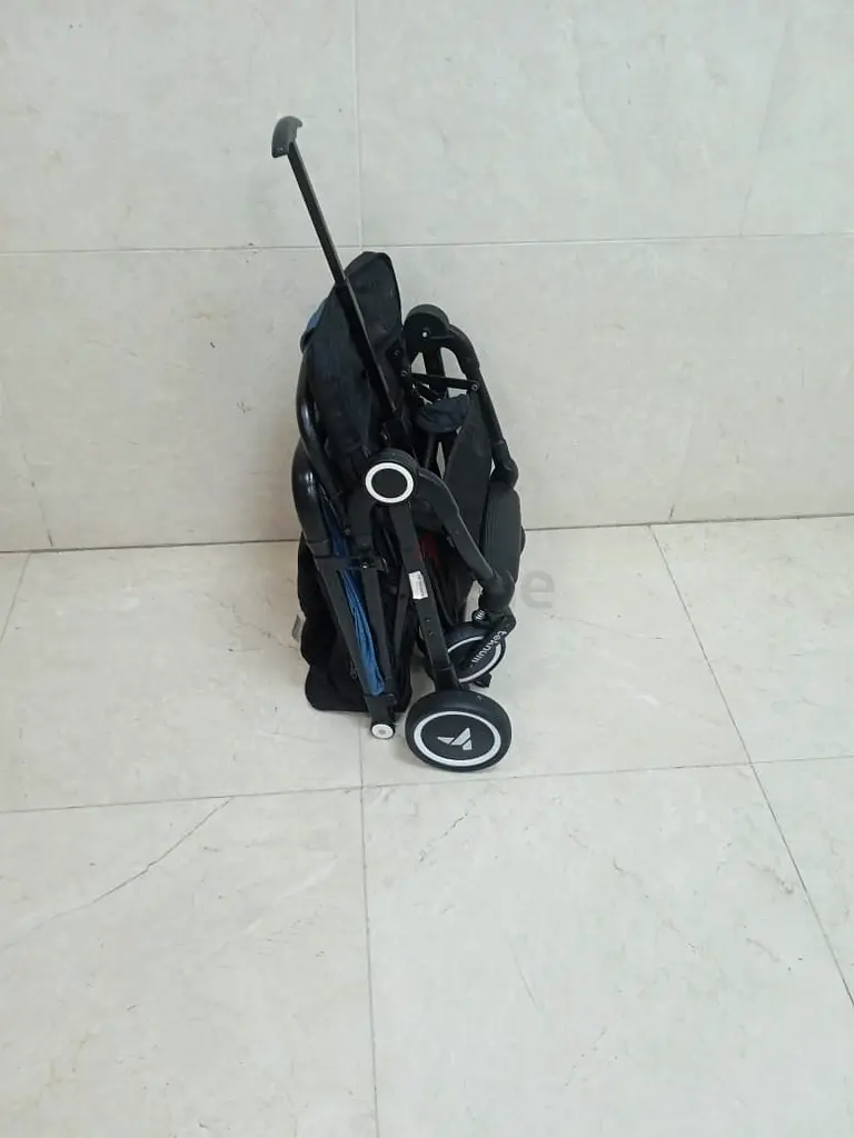 Teknum travel stroller