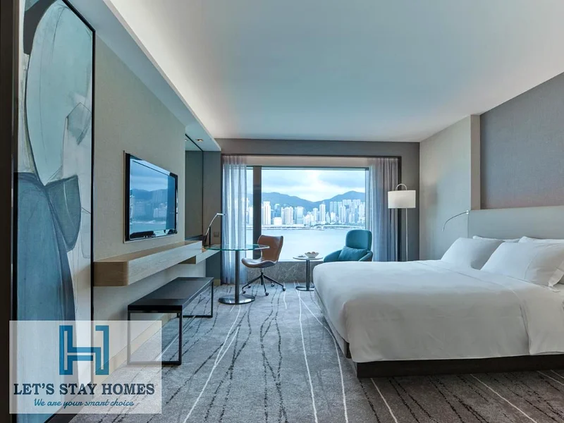 Central location | Near metro | Free parking | Secure 24/7 | Gym and pool included63169454686467111