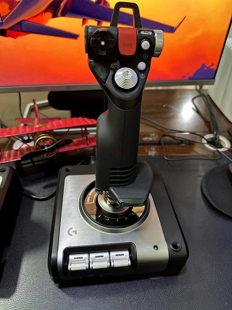 نظام تحكم الطيران Logitech G Saitek X52، جهاز تحكم ومحاكي عصا التحكم، شاشة عرض LCD، مزدوج63204866932866112