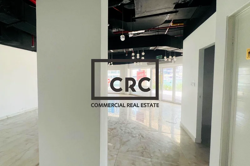 محل تجزئة | مؤجر | 1174 قدم مربع | عائد استثمار 8.5%63186215833090113