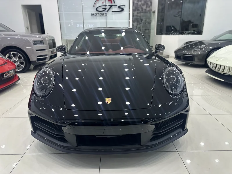 PORSCHE CARRERA 911 2025 GCC BRAND NEW 4 Years Warranty From Porsche 0km63151843631361112