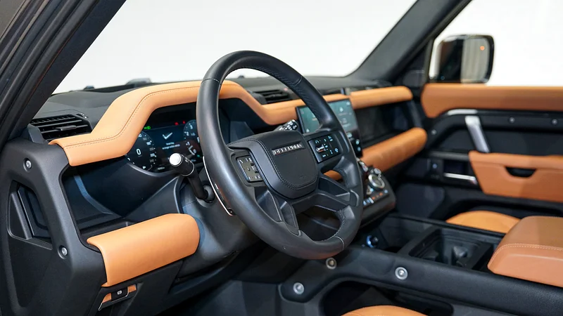Defender 110 P525 Carpathian Edition| AED 7,597 PM | Warranty Oct-2029* | GCC63177575419521113