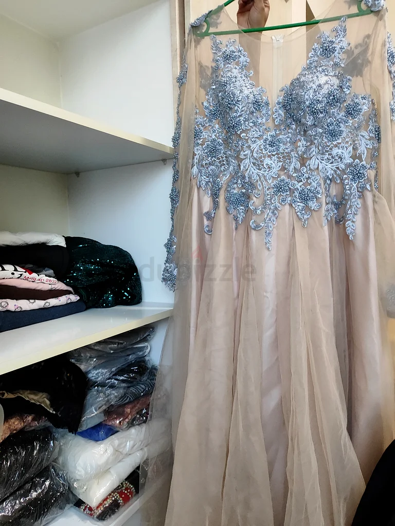 مجموعه مميزه من فساتين السهره التركي قماش ىافي فقط 250 درهم لم تستعمل ابدا63171318990339112