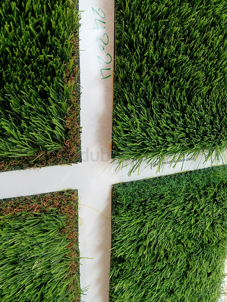 Lush Green Artificial Grass for Sale - Perfect for Gardens or Balconies!63216838014595112