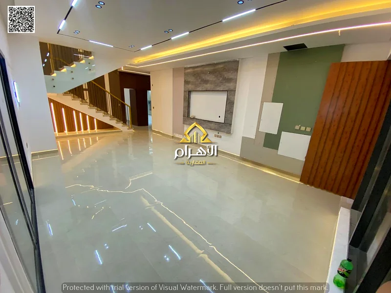 للبيع، فيلا حديثة بلمسات فاخرة، وبركة سباحة، وسطح، وتكييف مركزي، متضمنة رسوم التسجيل.63901798518659112