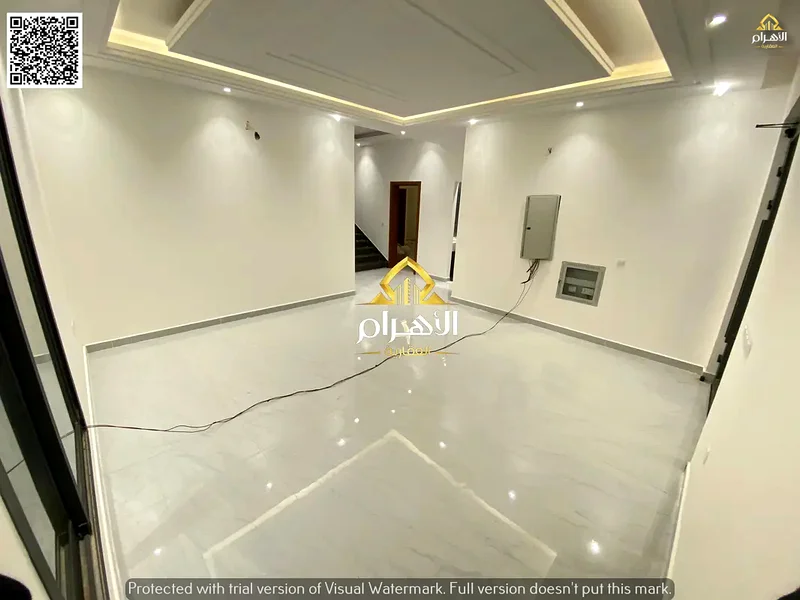 فيلا فاخرة للبيع في الهيليو 2 - موقع استراتيجي63901904367362113