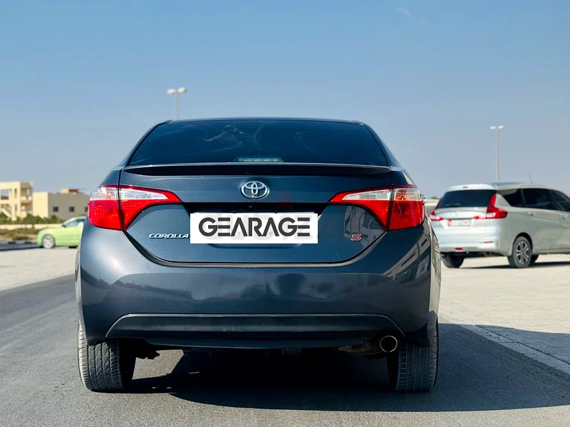 Toyota corolla for urgent sale, reason for sale move to xuv, new tyre, zero complaint ,buy and drive63165223414785112