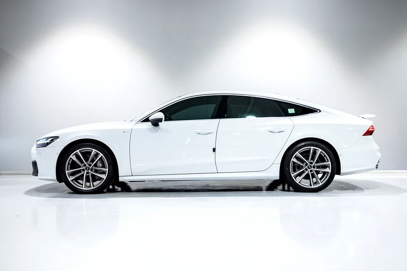 AUDI A7 55 TFSI S-Line Full Option63225313729410114