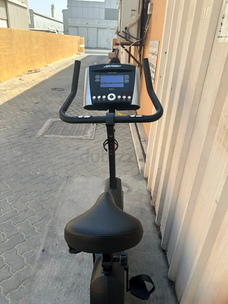 Rev up Your Fitness Routine with this High-Performance Exercise Bike!