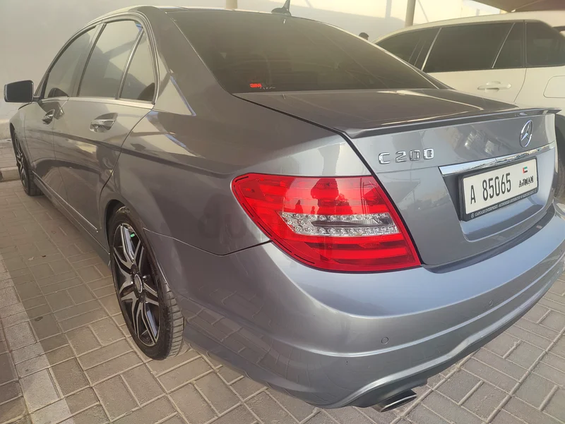 C200 AMG+ مُحافظ عليه جيدًا مع سجل الصيانة للبيع العاجل بسبب الانتقال.63145339434753112