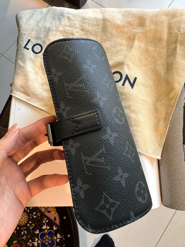 LV authentic Watch Case travel pouch luxury watch M43385363240637541123110