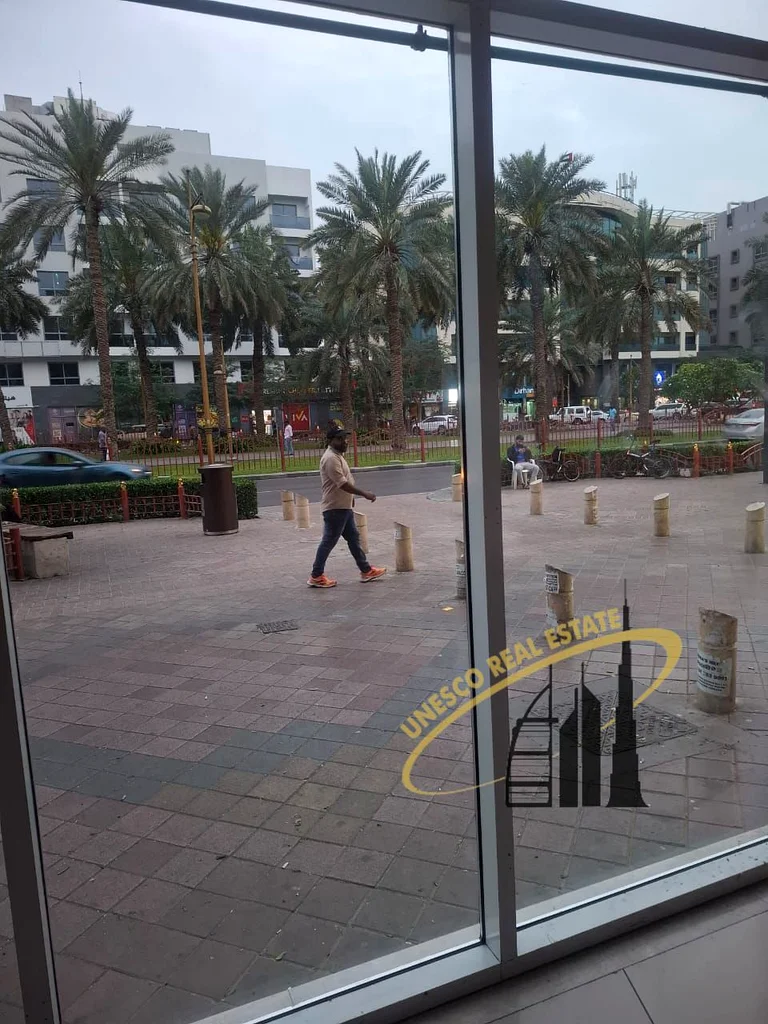 "Spacious Shop for rent in Al Muteena, Prime Location in Deira, Dubai"62935673443331113