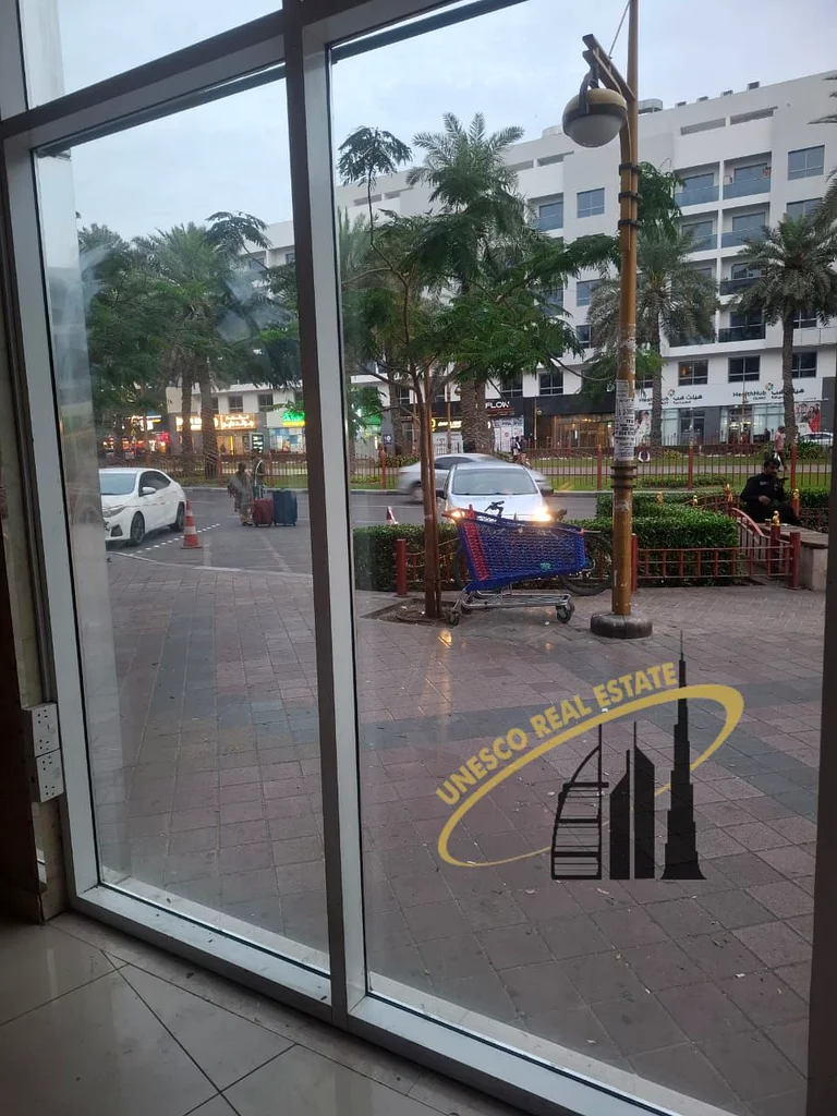 "Spacious Shop for rent in Al Muteena, Prime Location in Deira, Dubai"62935673443331114