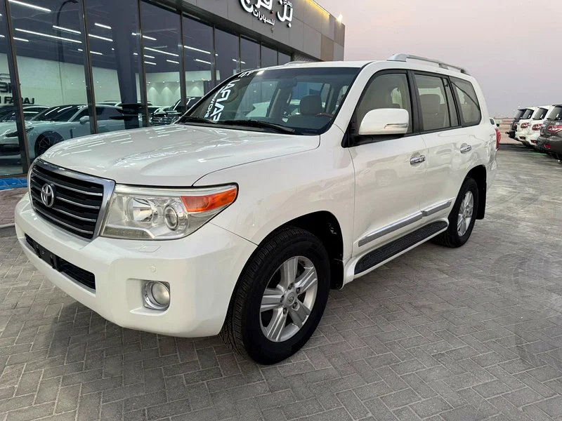 Toyota Land Cruiser Station GXR V863141173297793113