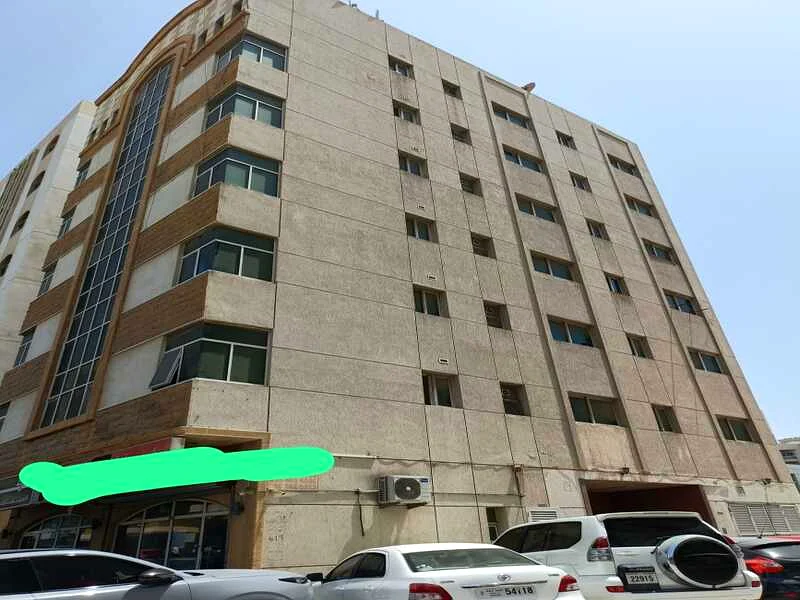 For sale, a ground floor building + 6 floors in the Al-Musalla area, a prime location on the street, area 2579 square feet63183719162114113