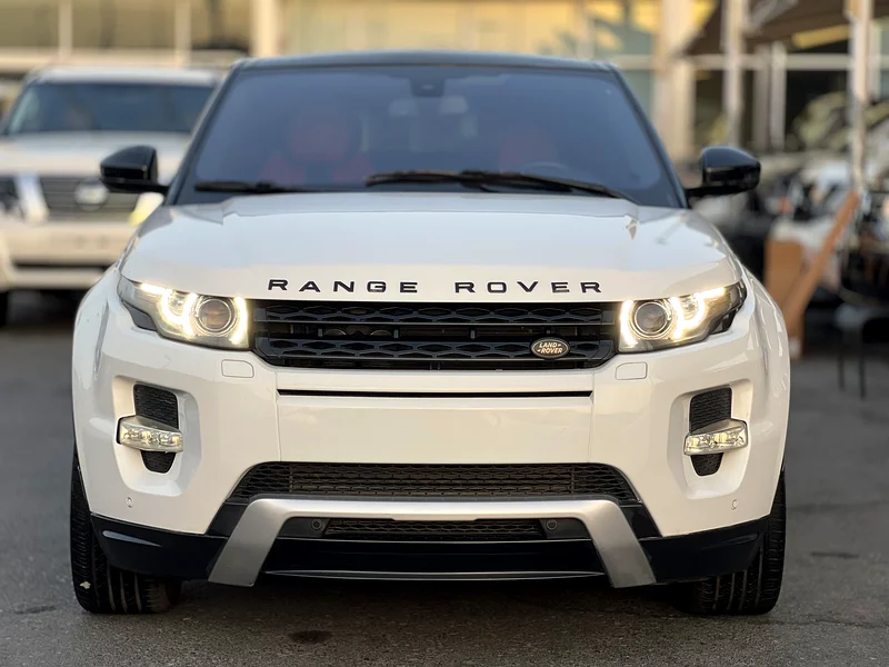 Range Rover Evoque R-DYNAMIC 2014 model, Gulf edition, panoramic roof, fully optional, in excellent condition63226739396610118