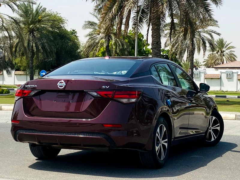 نيسان سنترا SV 2020 - لون عنابي جميل - بحالة ممتازة - مضمونة 100٪63177100757763113