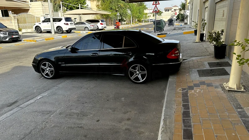 E 500 very clean63229643581955112