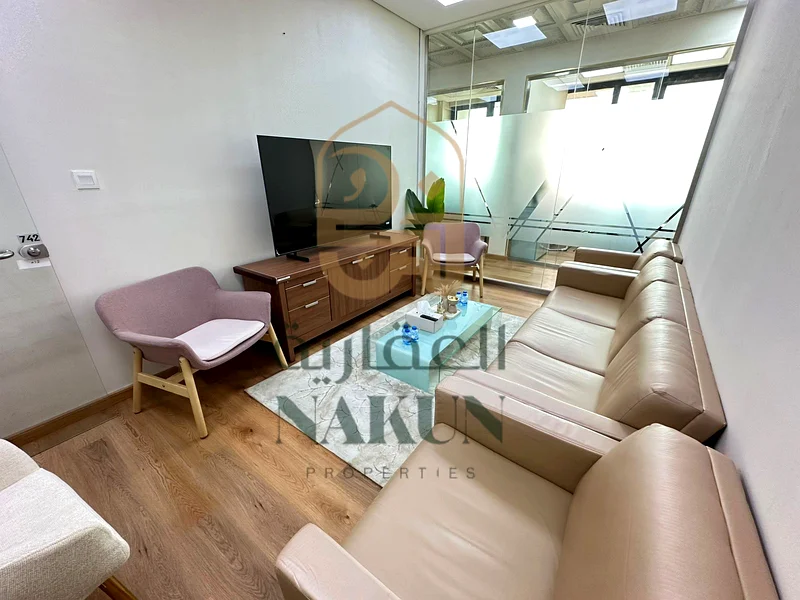 منظر كورنيش أبو ظبي / مكاتب فاخرة62935673225987112