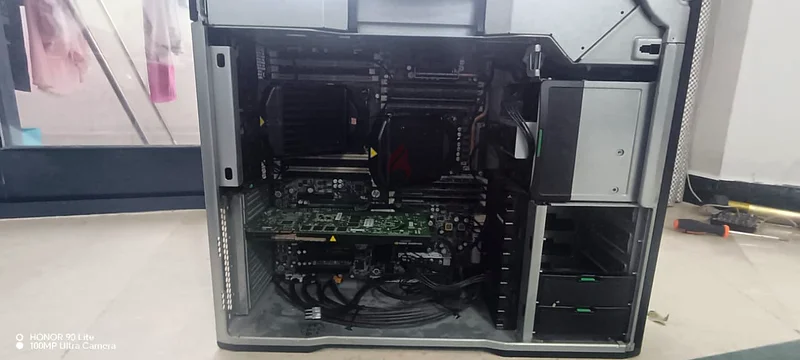 محطة عمل HP Z820 - أداء موثوق للمحترفين63255000205570113