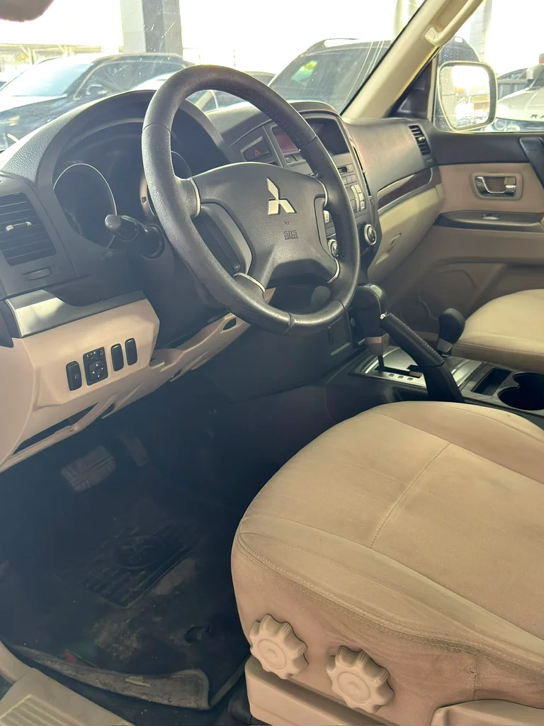 For sale Mitsubishi Pajero Gulf in excellent condition62863730393857114