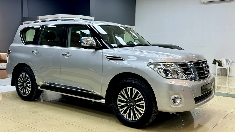 نيسان باترول 2019 V6 بلاتينوم، مالك أول، خيار كامل63177100597123112