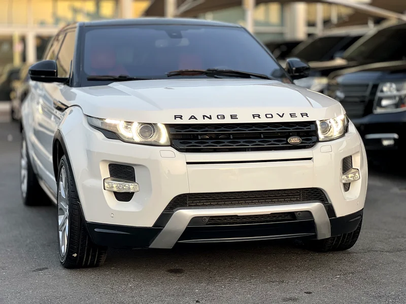Range Rover Evoque R-DYNAMIC 2014 model, Gulf edition, panoramic roof, fully optional, in excellent condition63226739396610111