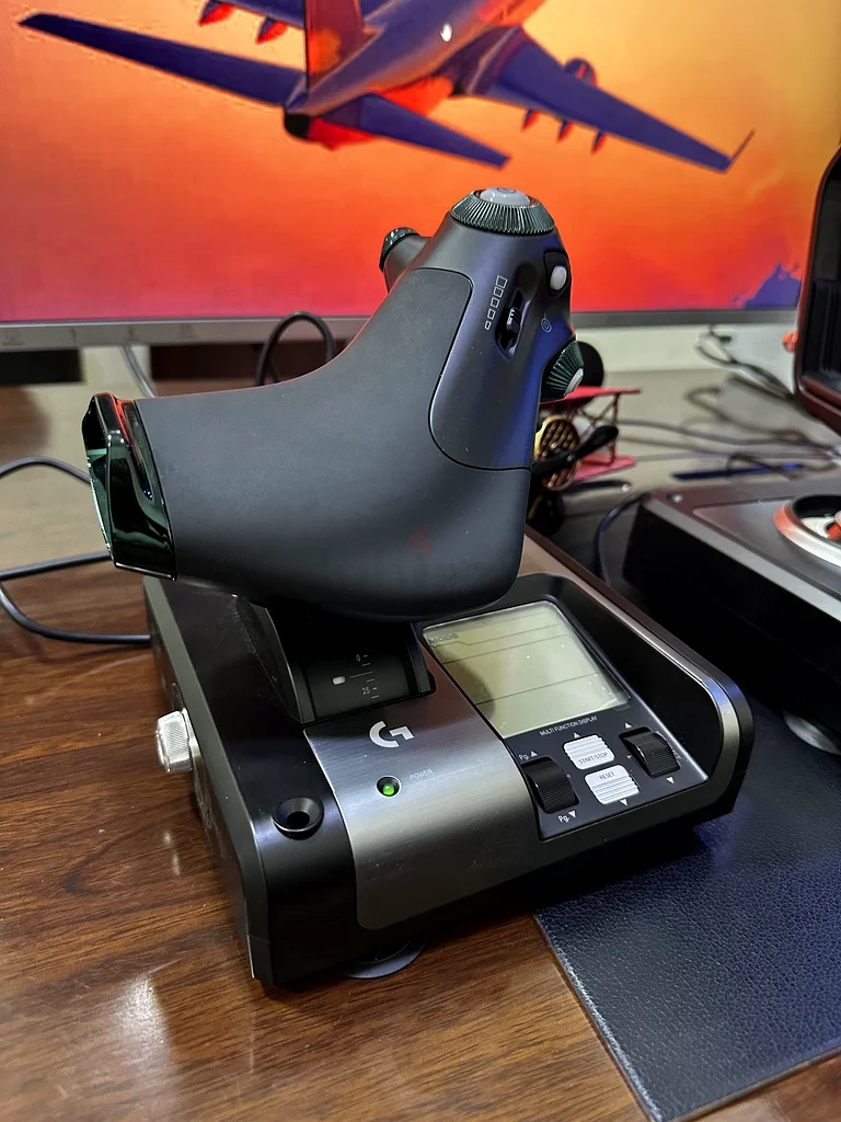 نظام تحكم الطيران Logitech G Saitek X52، جهاز تحكم ومحاكي عصا التحكم، شاشة عرض LCD، مزدوج63204866932866113